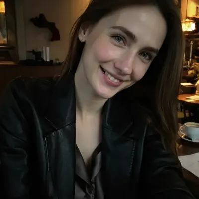 Ника, 28