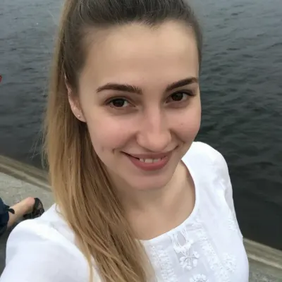 Юлия, 26