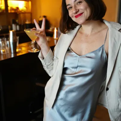 Полюшка, 32