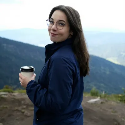 Виолетта, 32